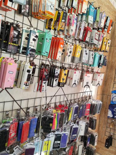 عکس خدمات کامپیوتر - فروش لپ تاپ نوین