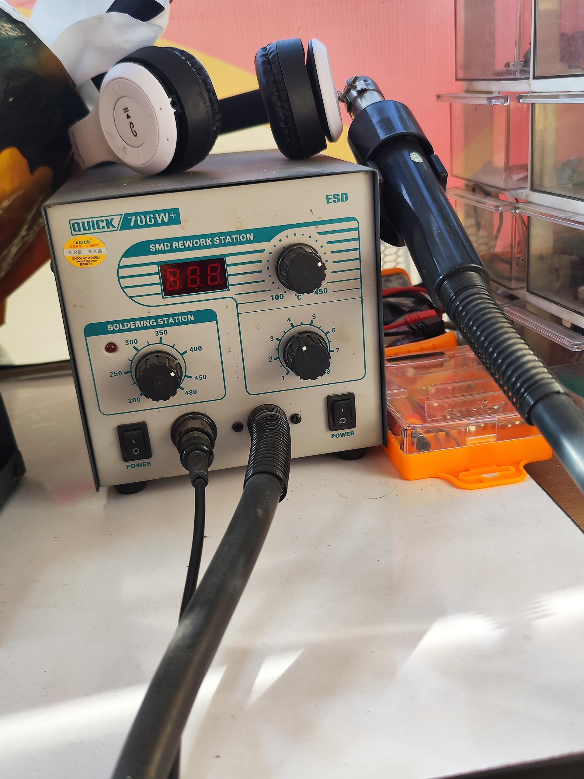 عکس خدمات کامپیوتر - فروش لپ تاپ نوین