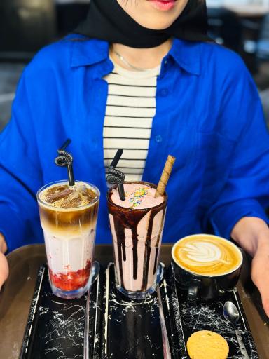 رستوران مزه طور