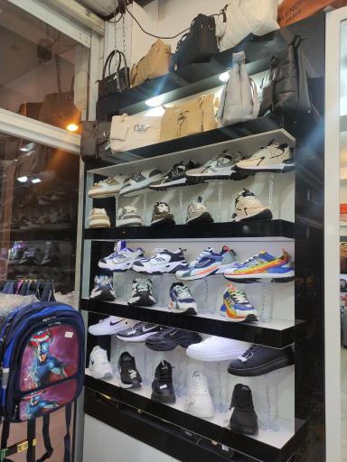 عکس فروشگاه پانیکا