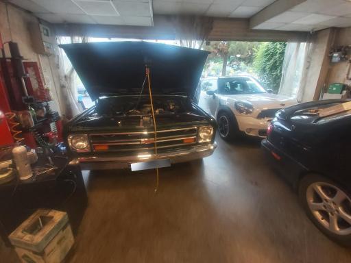 عکس خدمات خودرو غرب