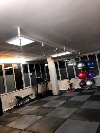 عکس باشگاه ورزشی سلنیوم (ویژه بانوان)