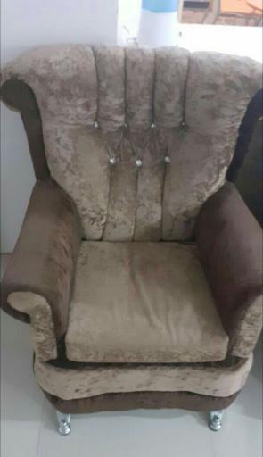 عکس تعمیرات تخصصی مبلمان آراد 