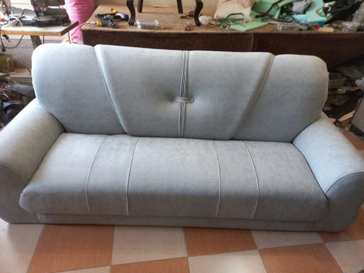 عکس تعمیرات تخصصی مبلمان آراد 