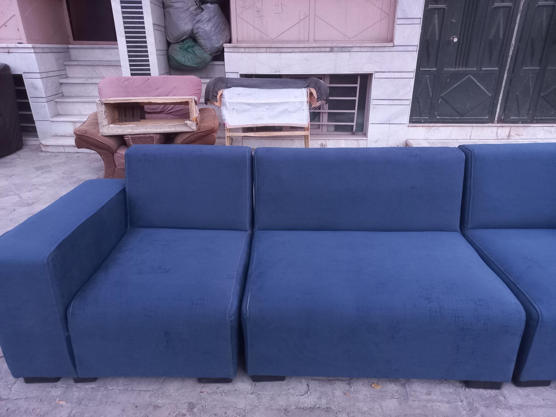 عکس تعمیرات تخصصی مبلمان آراد 