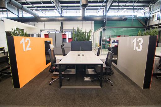 عکس کارخانه نوآوری و خانه خلاق آمپر