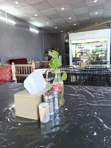 عکس ساندویچ و قهوه عمو حسین