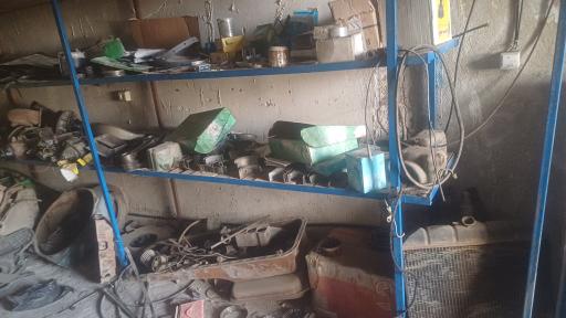 عکس استوک بنز و موتورهای دیزلی حاج محرم 