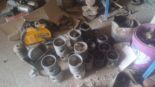 عکس استوک بنز و موتورهای دیزلی حاج محرم 