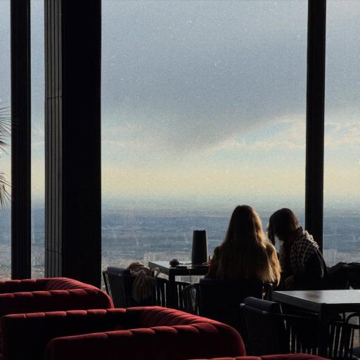 عکس کافه رستوران فرلا