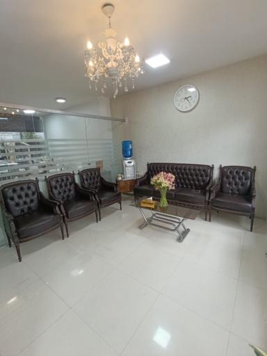 عکس کلینیک دندانپزشکی بهار