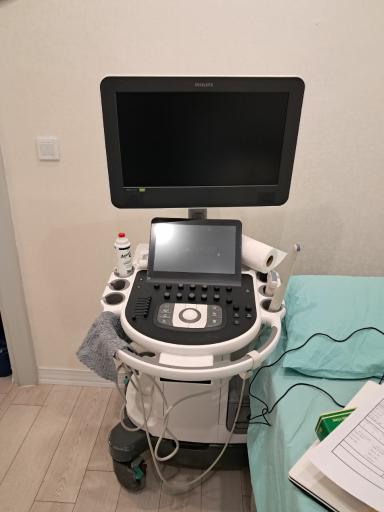 عکس دکتر اطهر عبدالرزاق نژاد (فوق تخصص پریناتولوژی)