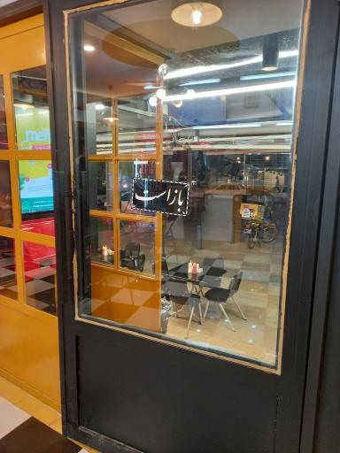 عکس اغذیه فروشی مش ممد