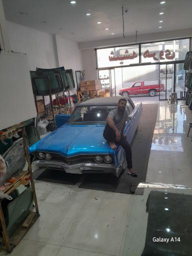 عکس شیشه اتومبیل هروی