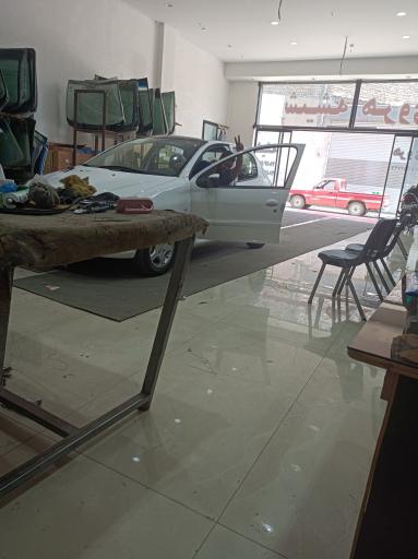 عکس شیشه اتومبیل هروی