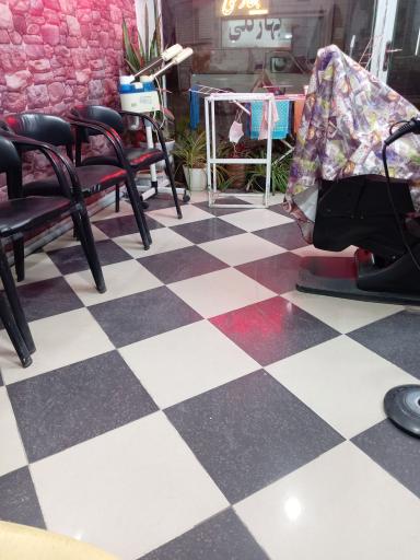 عکس پیرایش نیمرخ 