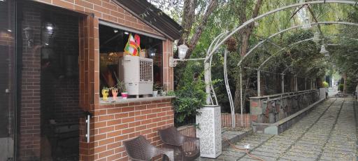 عکس باغ رستوران سنتی خاتون