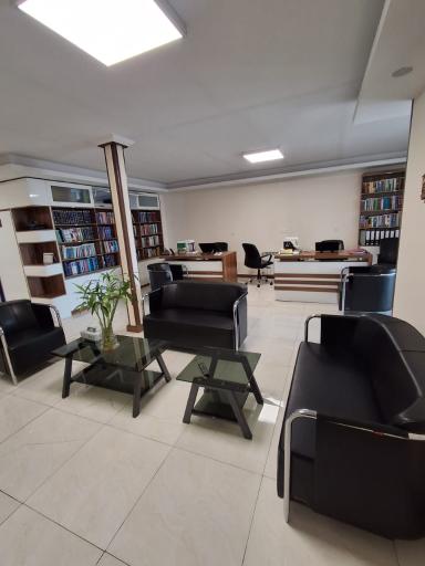 عکس دفتر وکالت حسن دانش پژوه