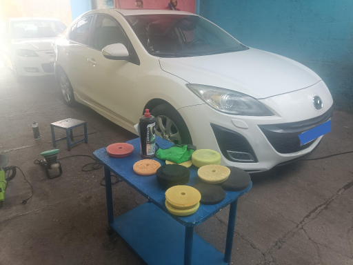 عکس تعمیرگاه تخصصی مزدا 