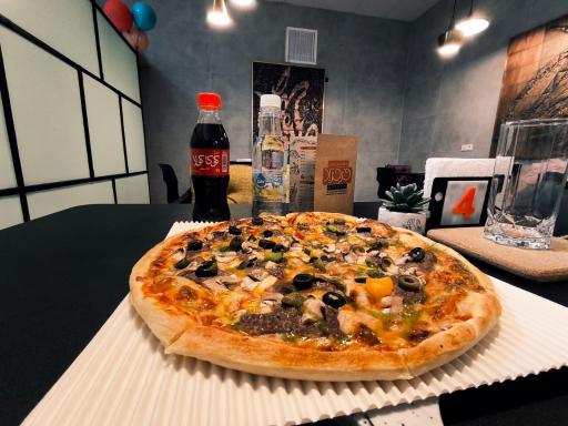 عکس کافه رستوران فرحزاد