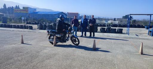 عکس آموزشگاه رانندگی موتورسیکلت بهروزیان