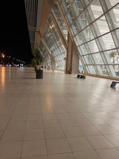 عکس فرودگاه بین المللی کیش