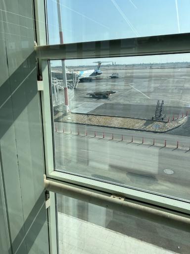 عکس فرودگاه بین المللی کیش