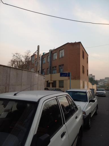 عکس مدرسه شهید عزیزی