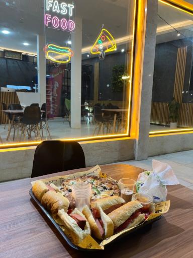 عکس فست فود هیون لانژ