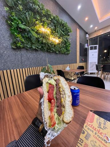 فست فود هیون لانژ