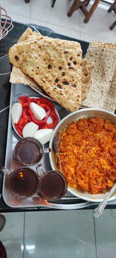 عکس صبحانه سرا و قهوه سناتور