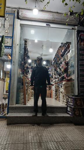 عکس کفش فروشی حمید جهانی