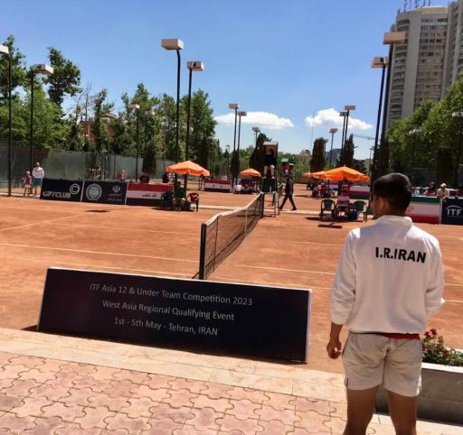 عکس باشگاه تنیس استقلال
