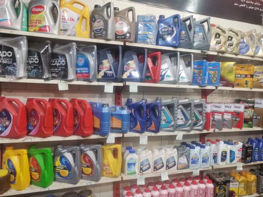 عکس تعویض روغن عارف