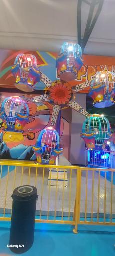 عکس مجتمع تجاری تفریحی پارک سنتر