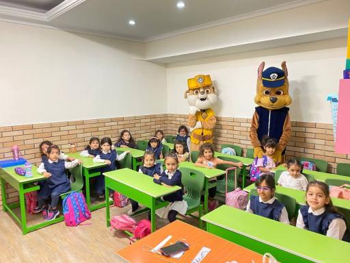 عکس پیش دبستان و دبستان دخترانه باغ مهر