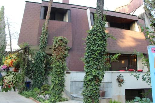 عکس پیش دبستان و دبستان دخترانه باغ مهر