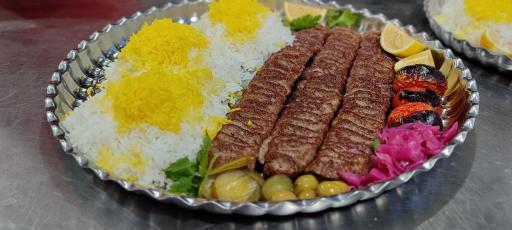 عکس رستوران تالار لوکس طلایی