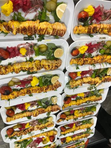 عکس رستوران تالار لوکس طلایی