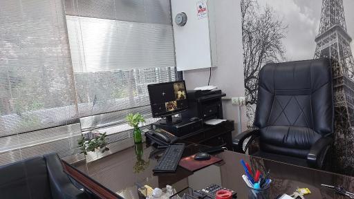 عکس مشاور املاک مسعود