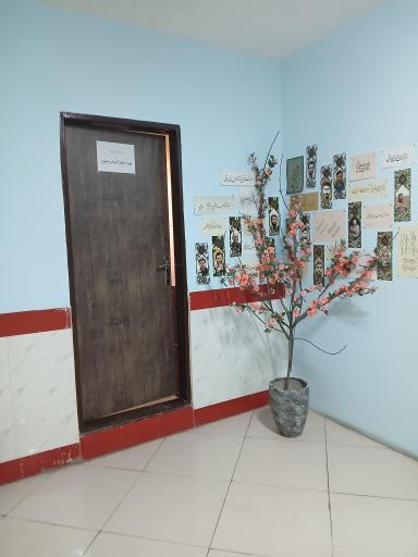 عکس دبیرستان پسرانه دوره اول صبح فردا