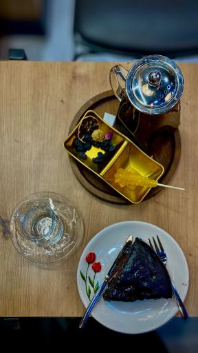 عکس کافه قنادی تارت