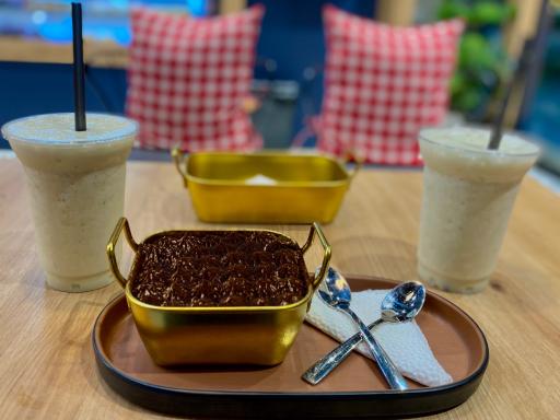 عکس کافه قنادی تارت