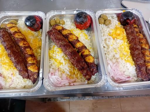 رستوران و آشپزخانه بهارنارنج