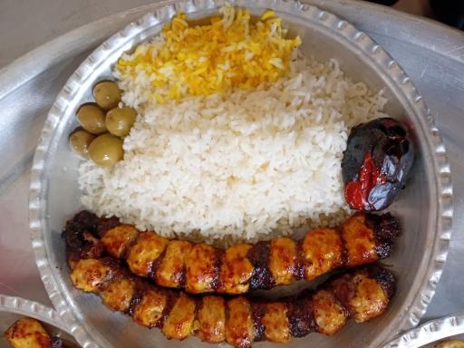 عکس رستوران و آشپزخانه بهارنارنج