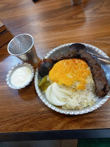 عکس رستوران و آشپزخانه بهارنارنج