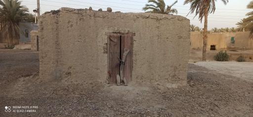 عکس حسین بازار