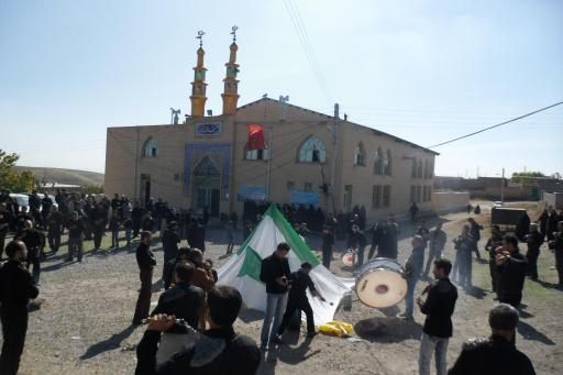 عکس گلوجه غمی