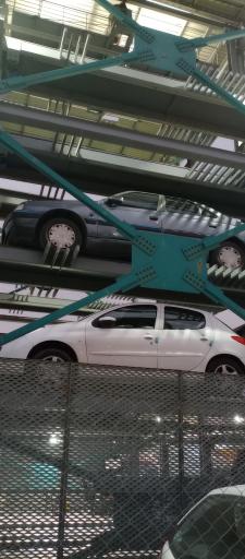 عکس پارکینگ بازار مبل نعمت آباد