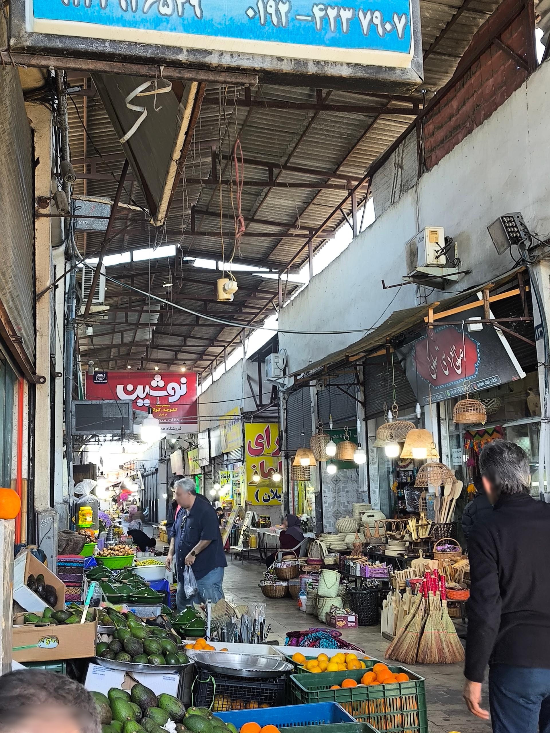 عکس بازار روز تنکابن